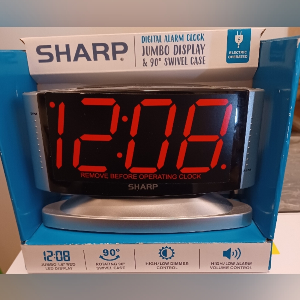 Sharp jumbo display digital alarm clock